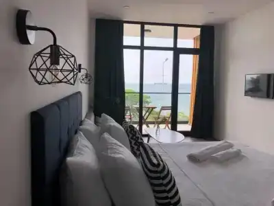 Cabo Verde Boutique - 1