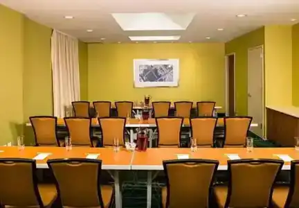 SpringHill Suites by Marriott New York LaGuardia Airport - 25