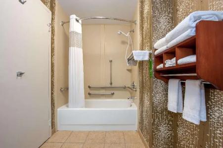 Hampton Inn Ky - 43