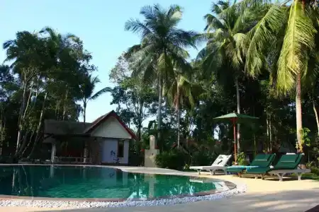 Phalarn Inn Resort - 12