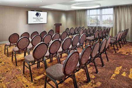 Doubletree by Hilton Airport, ON - 20