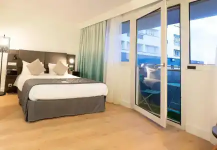 Holiday Inn Calais, an IHG - 79