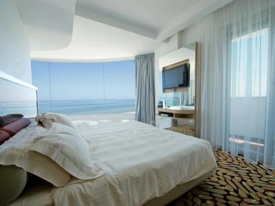 Waldorf- Premier Resort - 140