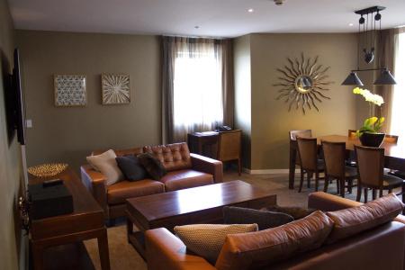 Rydges - 15