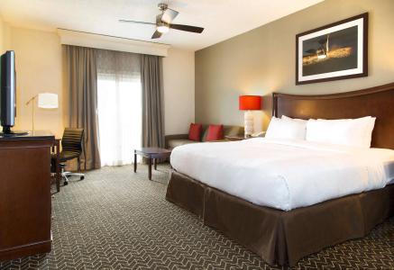 DoubleTree Suites by Hilton - 2