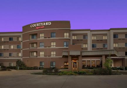 Courtyard by Marriott - 0