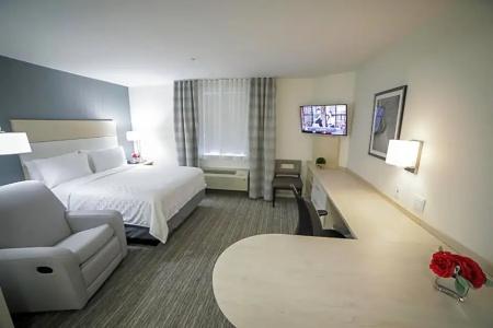 Candlewood Suites Miami Intl Airport - 36Th St, An Ihg - 30