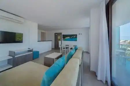 ApartFerrer Skyline - 27