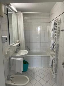 Bayer's Boardinghouse und - 20