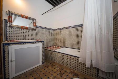 Riad Sara - 21