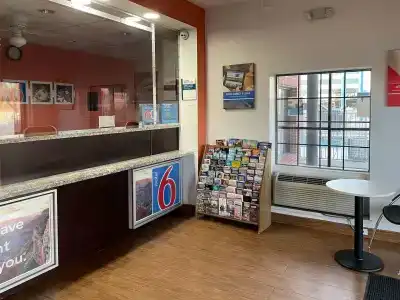 6-Houston, TX - Brookhollow - 13
