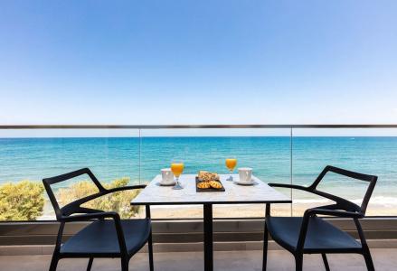 North Coast Seaside Suites - 82