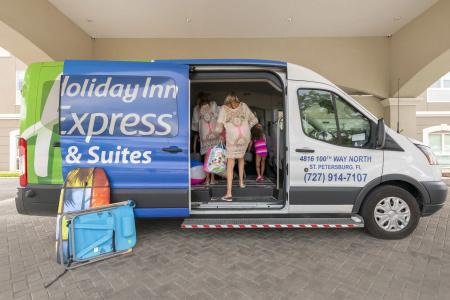 Holiday Inn Express & Suites - St. Petersburg - Madeira Beach, an IHG - 31