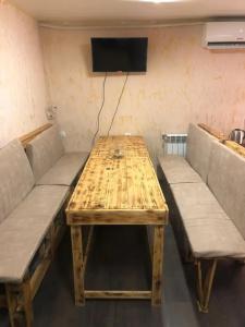 M&G Hostel And Tours - 36