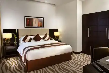 Cristal Abu Dhabi - 3