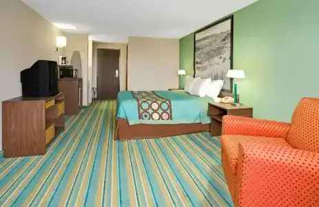 Super 8 by Wyndham Denver Stapleton - 30