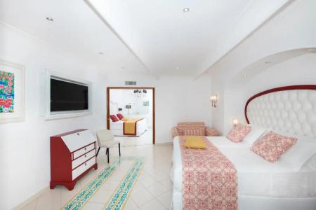 Eden Roc Suites - 377