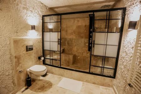 Elite Cave Suites - 81