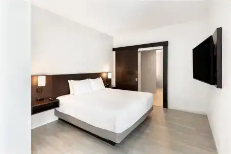 Hyatt Place - 48