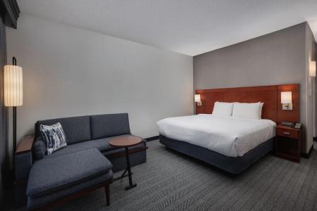 Courtyard by Marriott Denver Central Park - 44