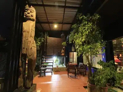 Chez Pom - 13