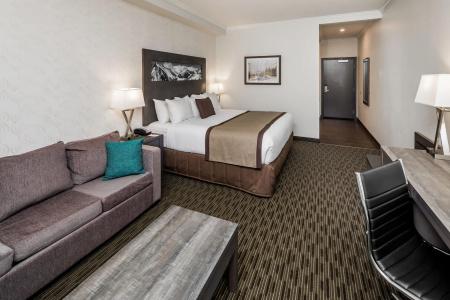 Ramada by Wyndham - 5