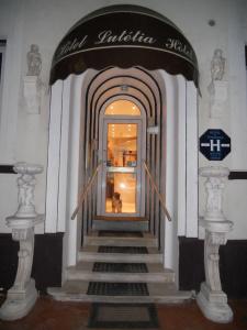 Lutetia - 11