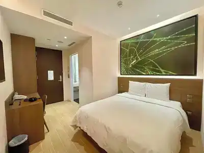 Lion Peak Raffles - Staycation Approved - 74