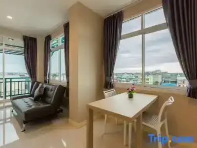 Evergreen Suite - 67