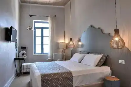 Elia Zampeliou - 37