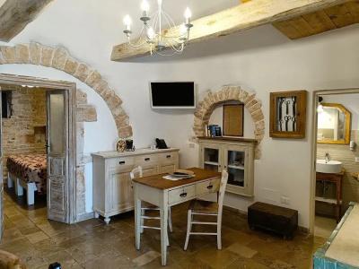 Trulli Holiday Albergo Diffuso - 10