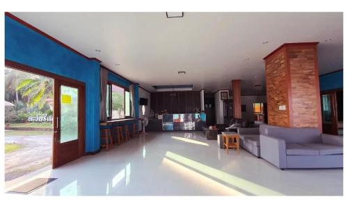 Tawan - 29