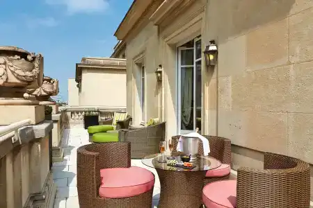 Majestic Spa - Champs Elysées - 216