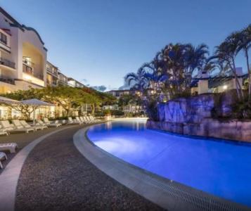 Oaks Calypso Plaza - 11
