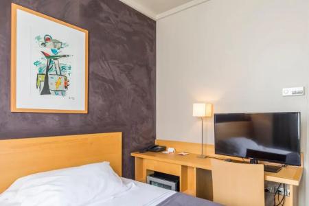 Hôtel Des Artistes - 24