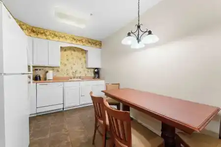 Grand Crowne by Capital Vacations - 32