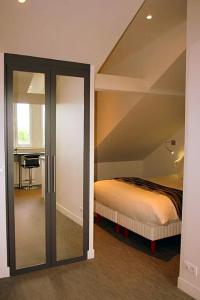 Best Western Le Cheval Blanc -Centre- Vieux Port - 184