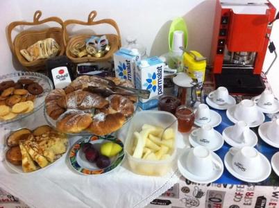 b&b 100 Metri Dal Mare - 8