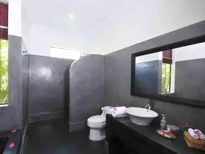 Sojourn Boutique Villas - 17