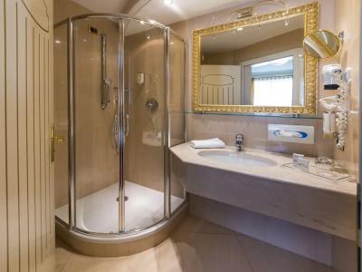 CityGoldener Adler B&B - 47