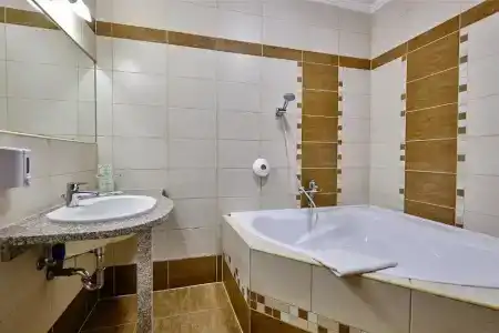 Lugas Wellness - 25