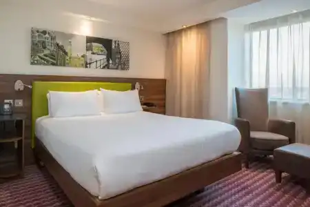 Hampton by Hilton Birmingham Broad Street - 29