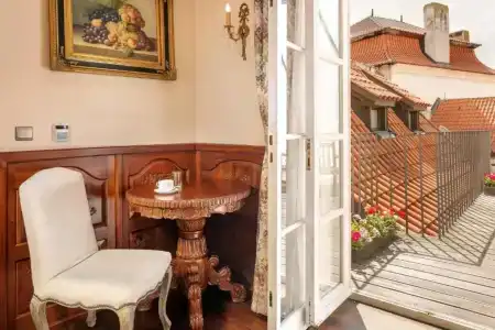 Iron Gate & Suites - 13