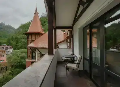 Crowne Plaza - Borjomi, An Ihg - 2