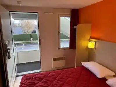 Premiere Classe Blois Nord - 3