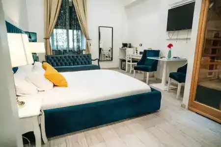 Escape Luxury Suite - 3