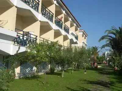 Paradise - 11