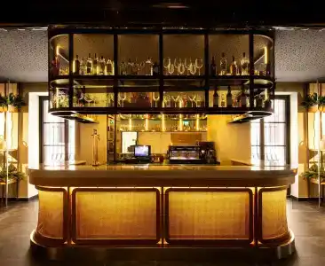 Atocha Madrid, Tapestry Collection by Hilton - 16