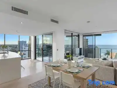 Ambience on Burleigh Beach - 86