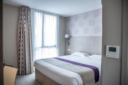 Kyriad Prestige Saint-Malo - 82
